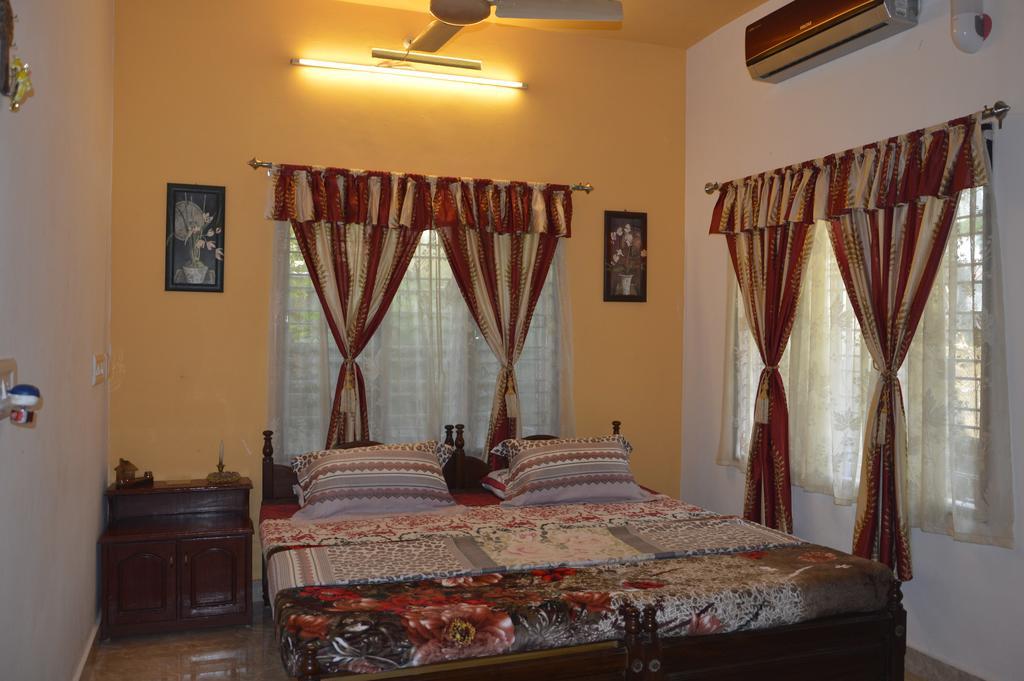 Aldos Ark Home Stay Kochi Bilik gambar